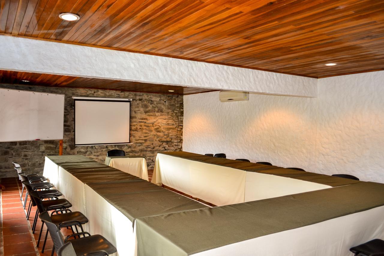 ホテル Termales Del Bosque & Hot Springs La Marina エクステリア 写真