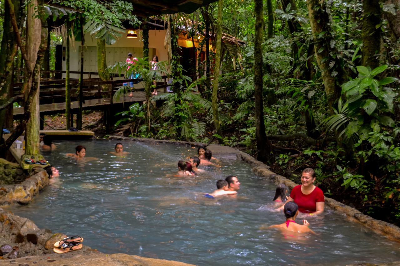 ホテル Termales Del Bosque & Hot Springs La Marina エクステリア 写真